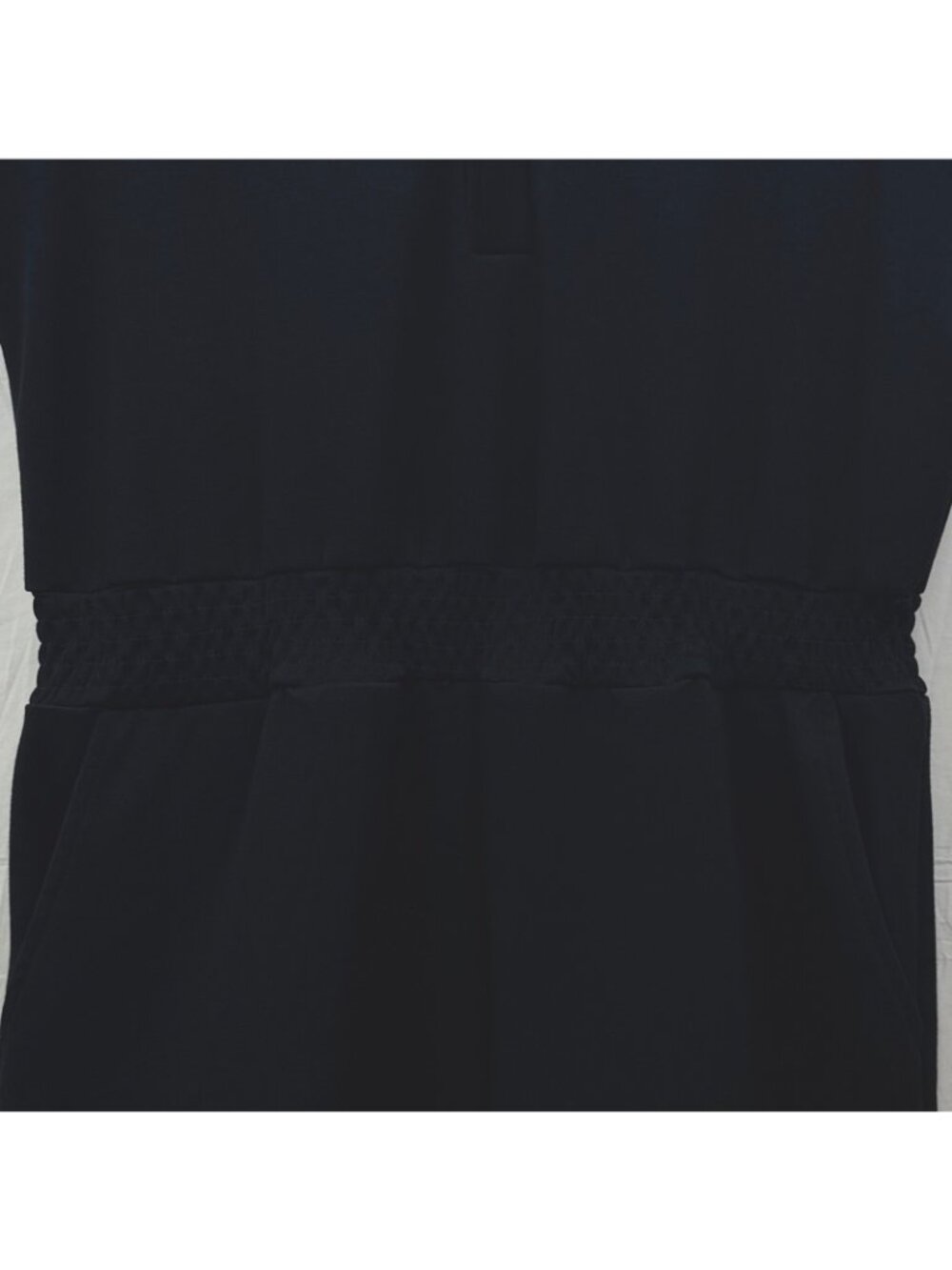 Women M Sleeveless Collared V-Neck Romper Cinched Waist Shorts Black - Picture 3 of 8